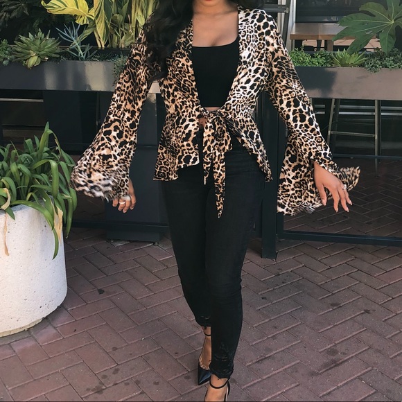 NWT top - Picture 2 of 2